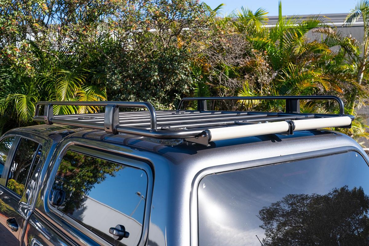 2025 Toyota Hilux SR5 48V GUN126R 4X4