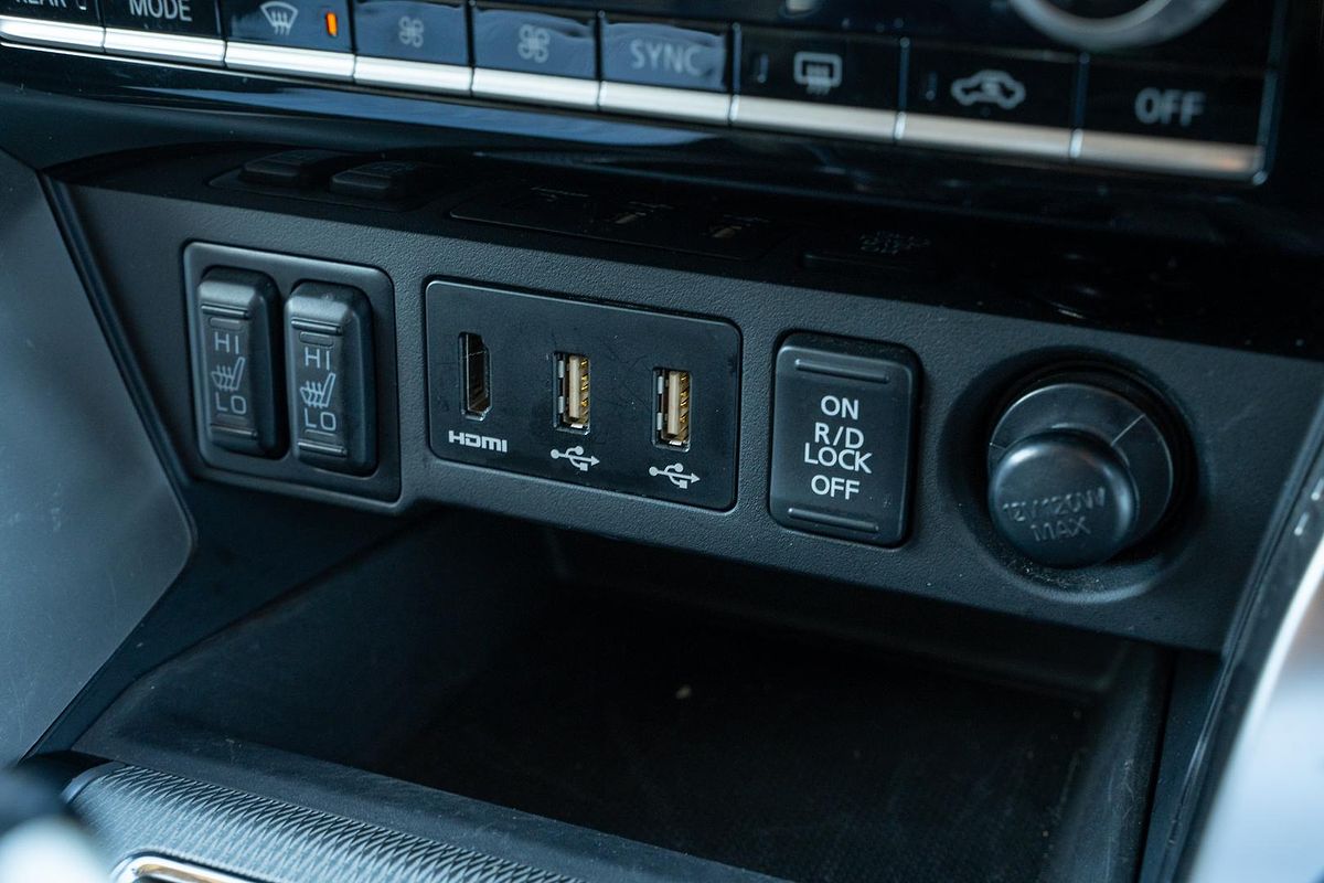 2022 Mitsubishi Pajero Sport Exceed QF