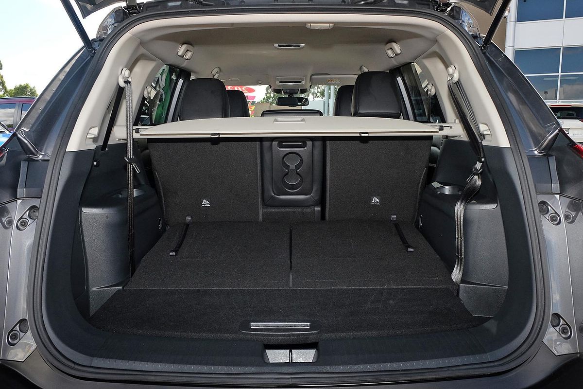 2024 Nissan X-TRAIL ST-L T33