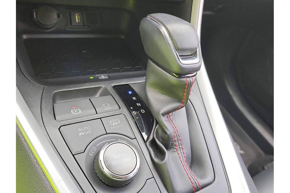 2022 Toyota RAV4 XSE