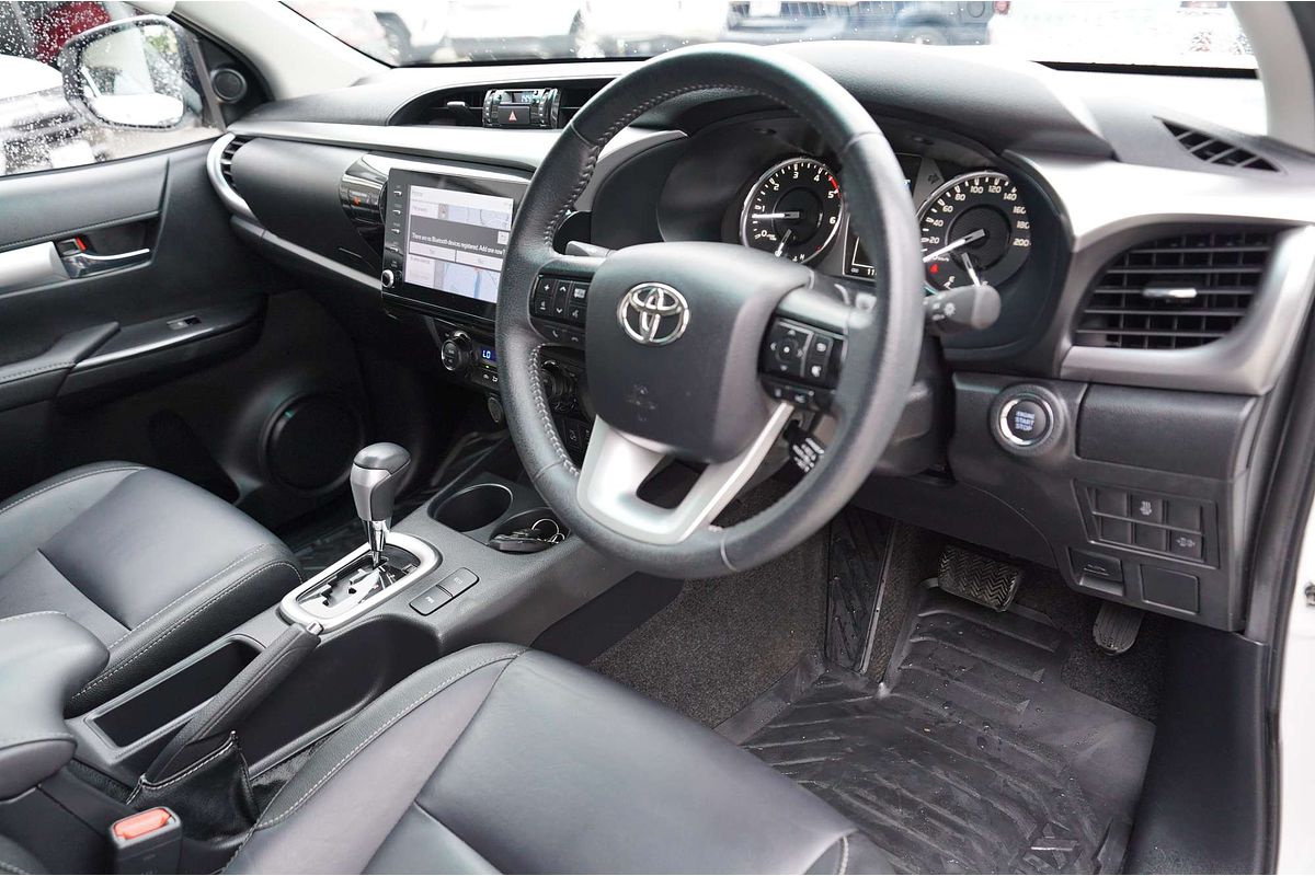 2023 Toyota Hilux SR5 GUN126R