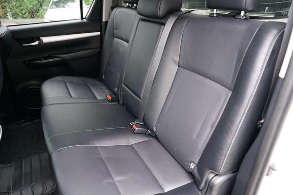 2023 Toyota Hilux SR5 GUN126R