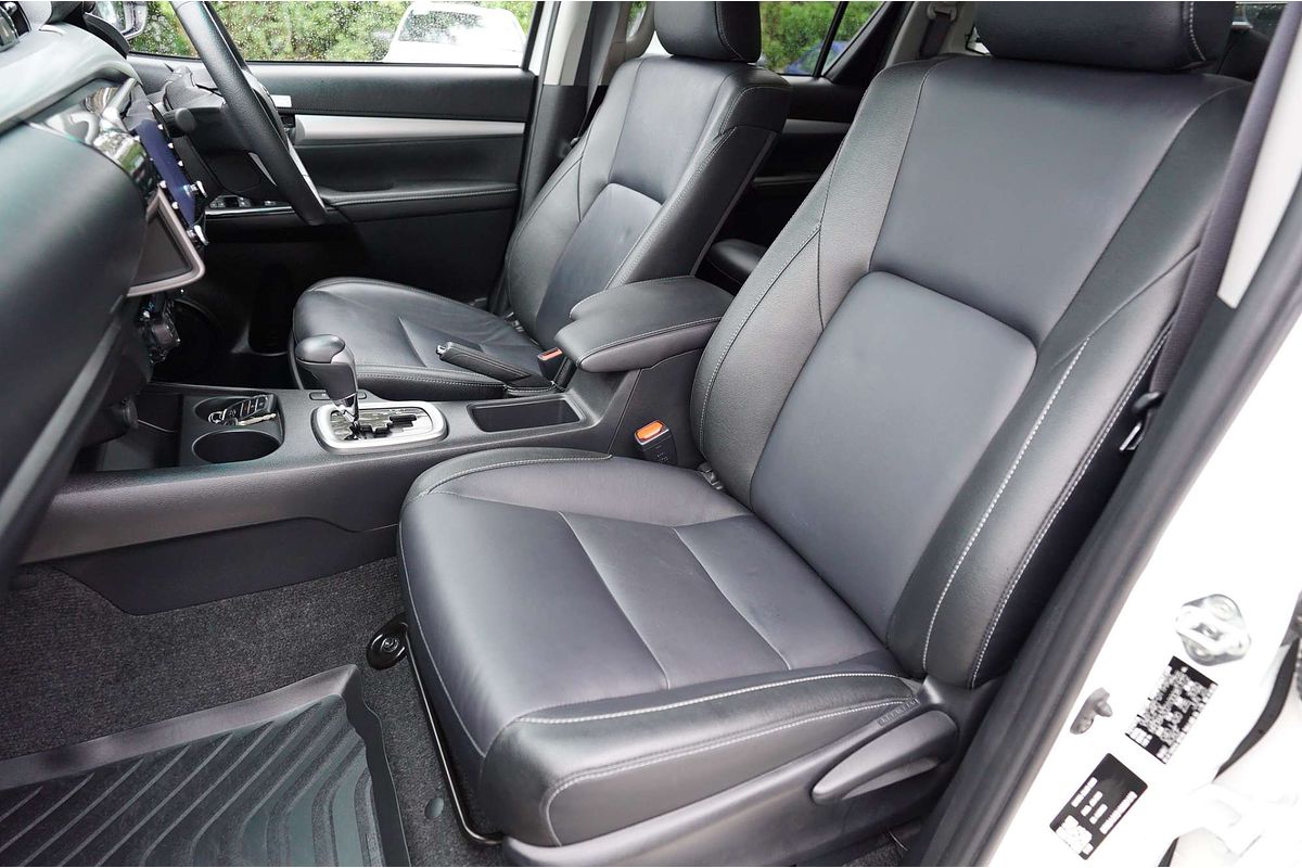2023 Toyota Hilux SR5 GUN126R