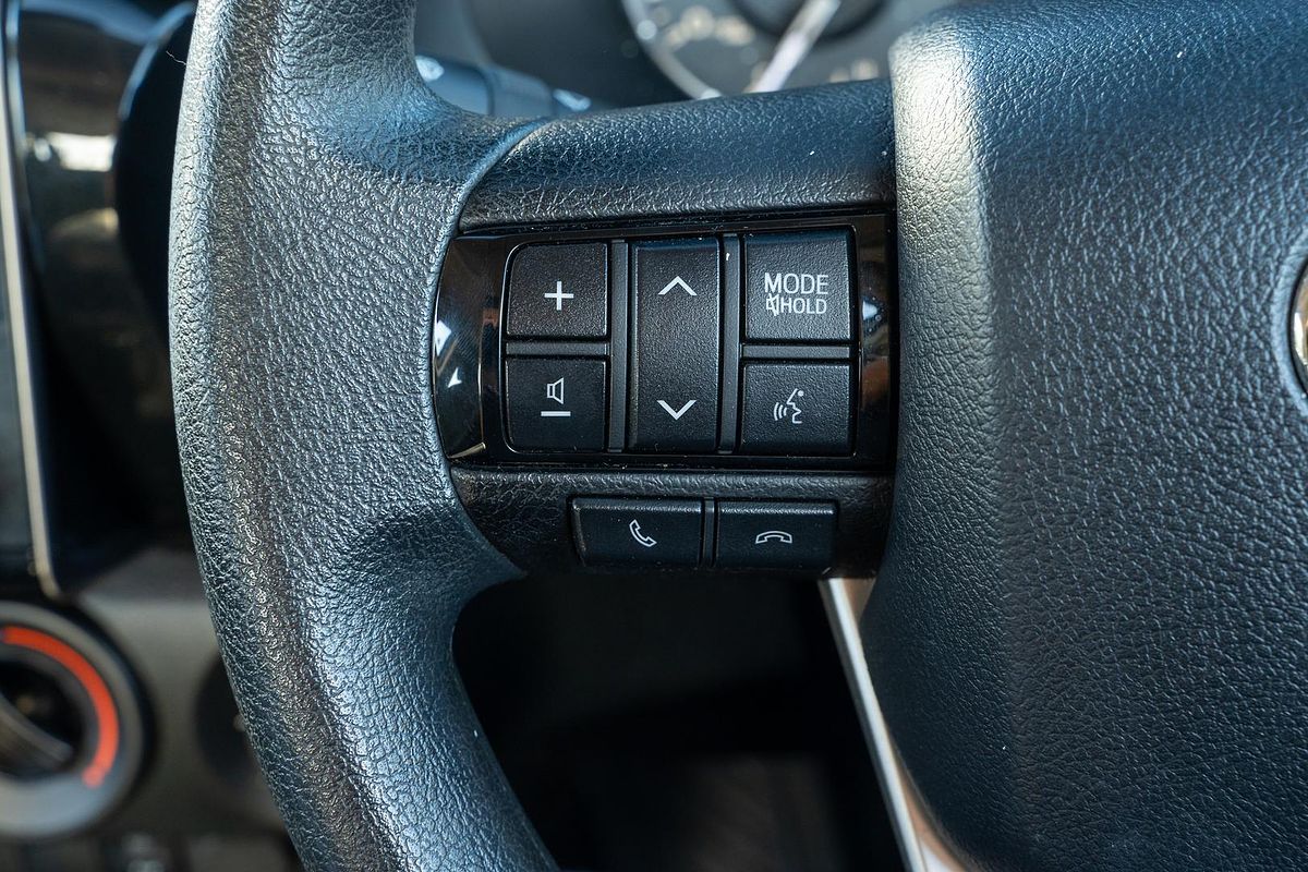 2021 Toyota Hilux SR GUN126R 4X4