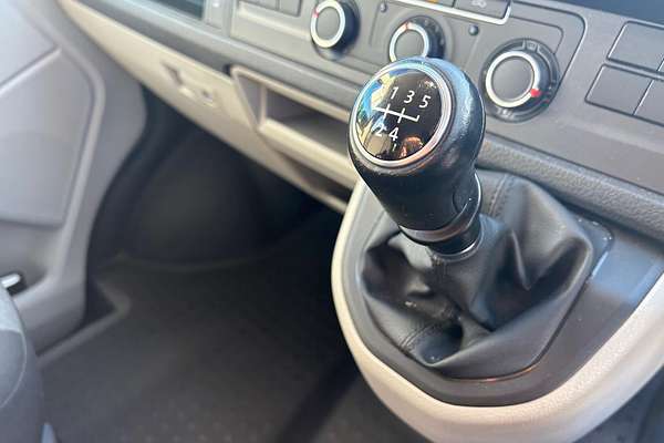 2017 Volkswagen Transporter TDI340 T6 SWB