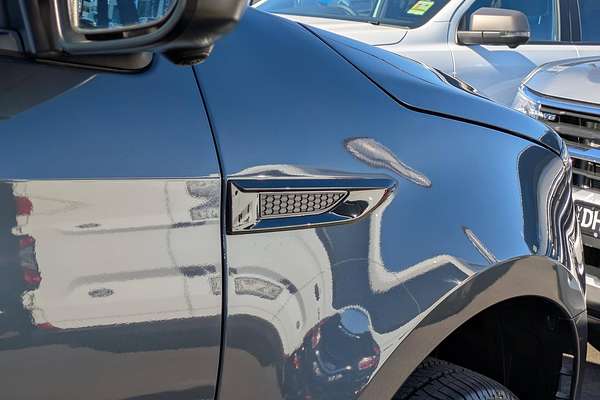 2025 Isuzu MU-X LS-T