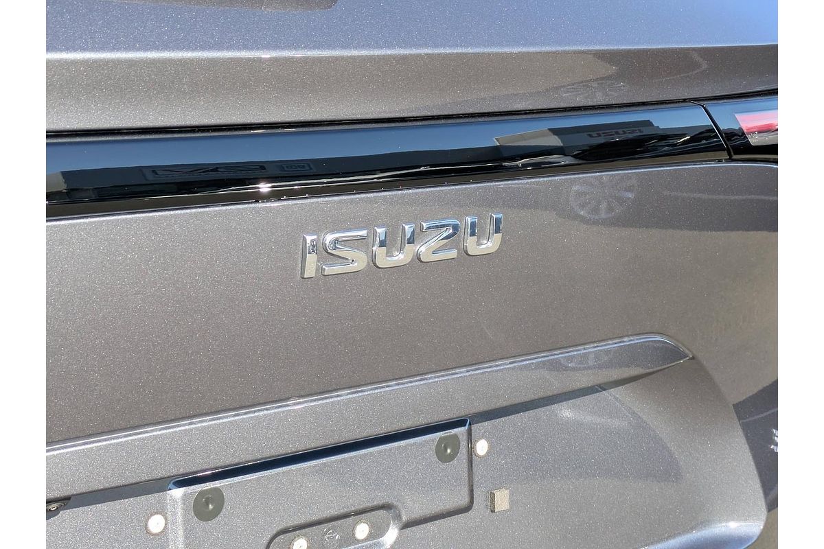 2025 Isuzu MU-X LS-T