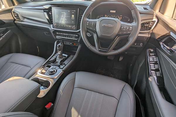 2025 Isuzu MU-X LS-T