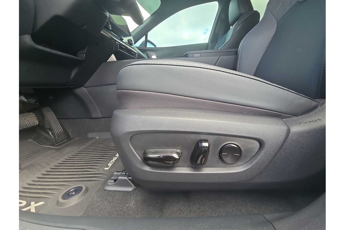 2023 Lexus RX F SPORT Handling