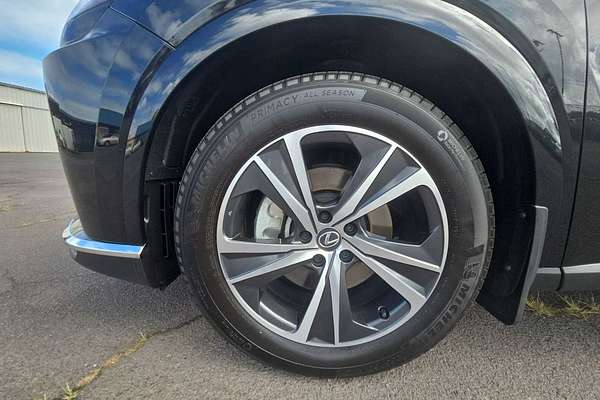 2023 Lexus RX F SPORT Handling