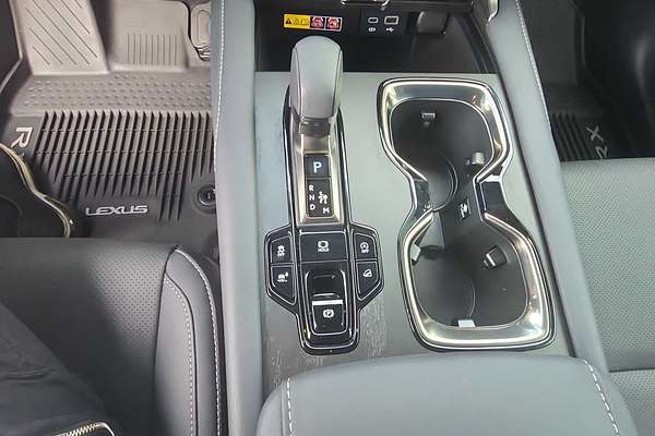 2023 Lexus RX F SPORT Handling