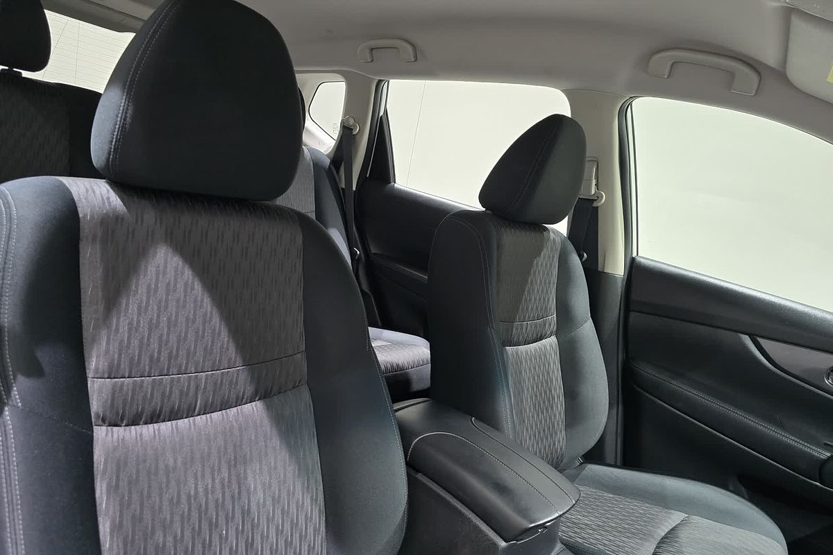 2022 Nissan X-TRAIL X-TRAIL ST (2WD) XT2PAST2