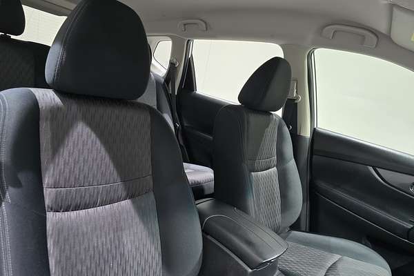 2022 Nissan X-TRAIL X-TRAIL ST (2WD) XT2PAST2