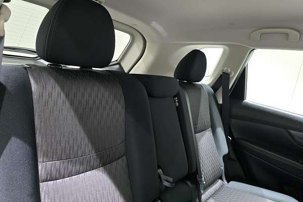 2022 Nissan X-TRAIL X-TRAIL ST (2WD) XT2PAST2
