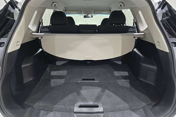 2022 Nissan X-TRAIL X-TRAIL ST (2WD) XT2PAST2