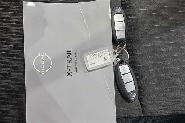 2022 Nissan X-TRAIL X-TRAIL ST (2WD) XT2PAST2