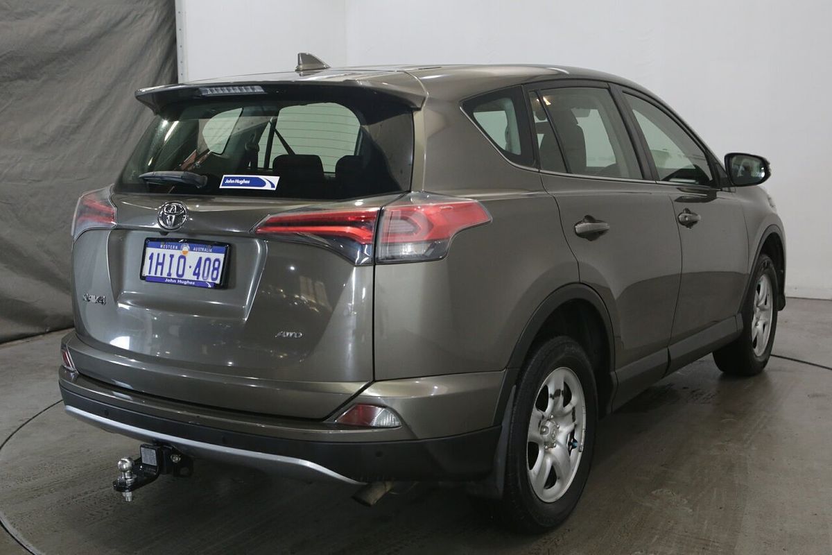 2017 Toyota RAV4 GX ASA44R