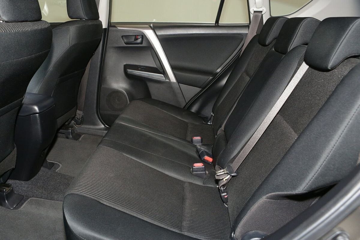 2017 Toyota RAV4 GX ASA44R