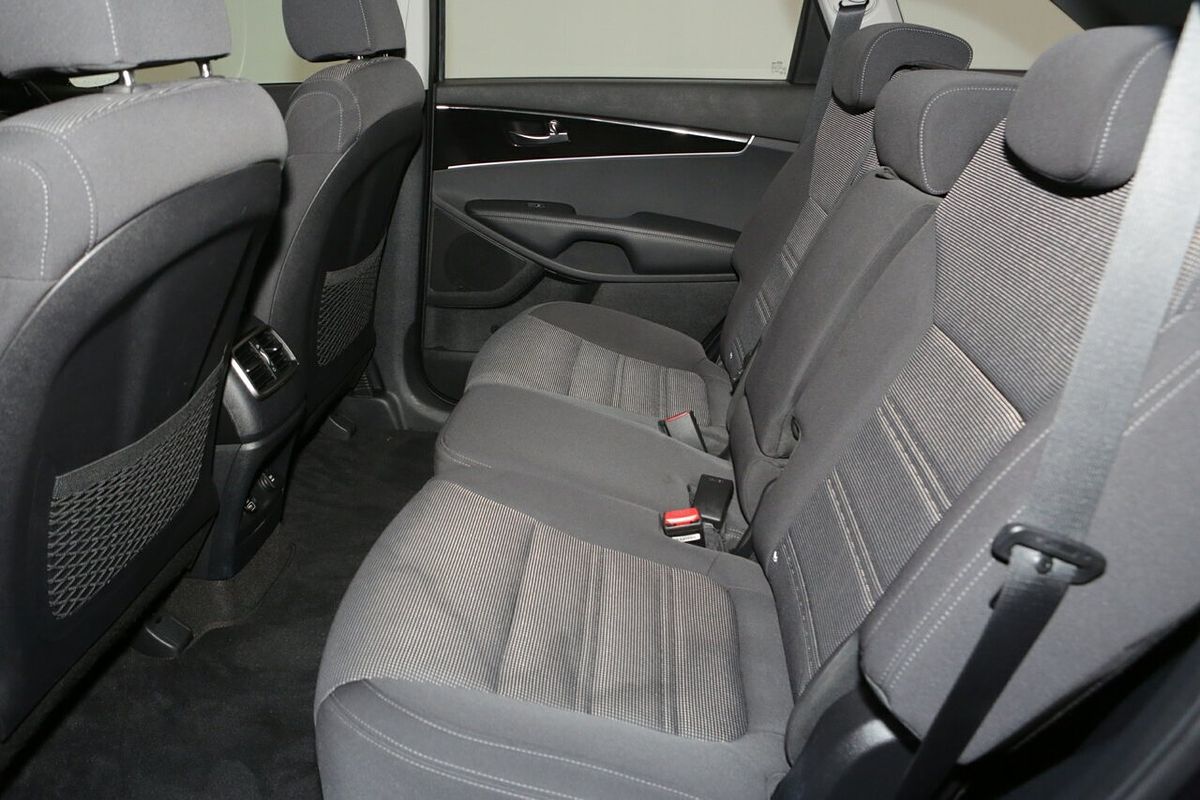 2018 Kia Sorento Si UM