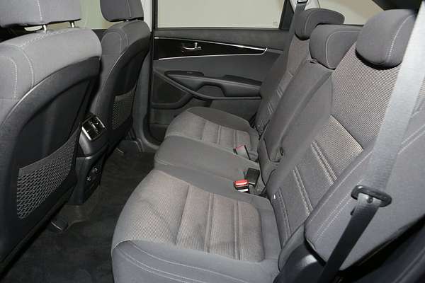 2018 Kia Sorento Si UM