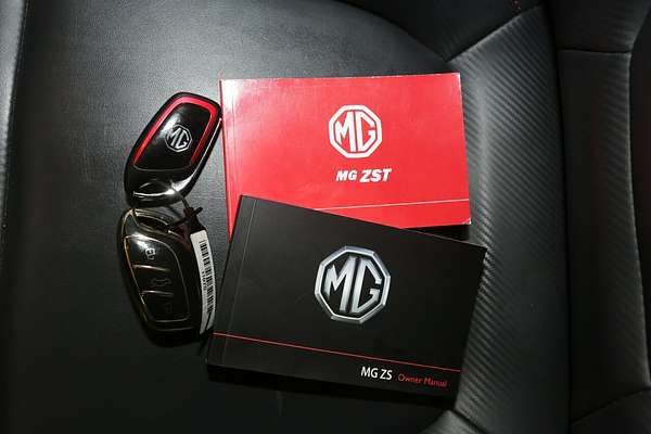 2022 MG ZST Excite