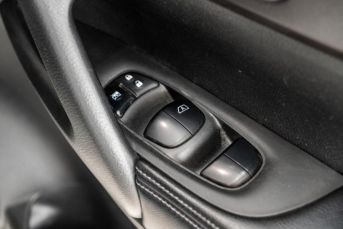 2016 Nissan X-TRAIL ST T32