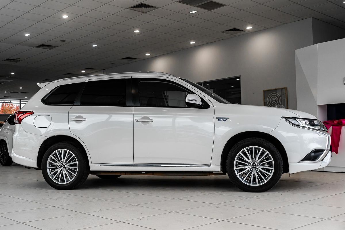 2019 Mitsubishi Outlander PHEV ES ADAS ZL