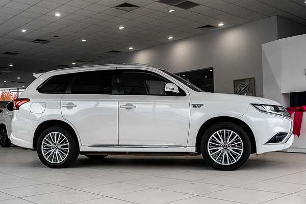 2019 Mitsubishi Outlander PHEV ES ADAS ZL