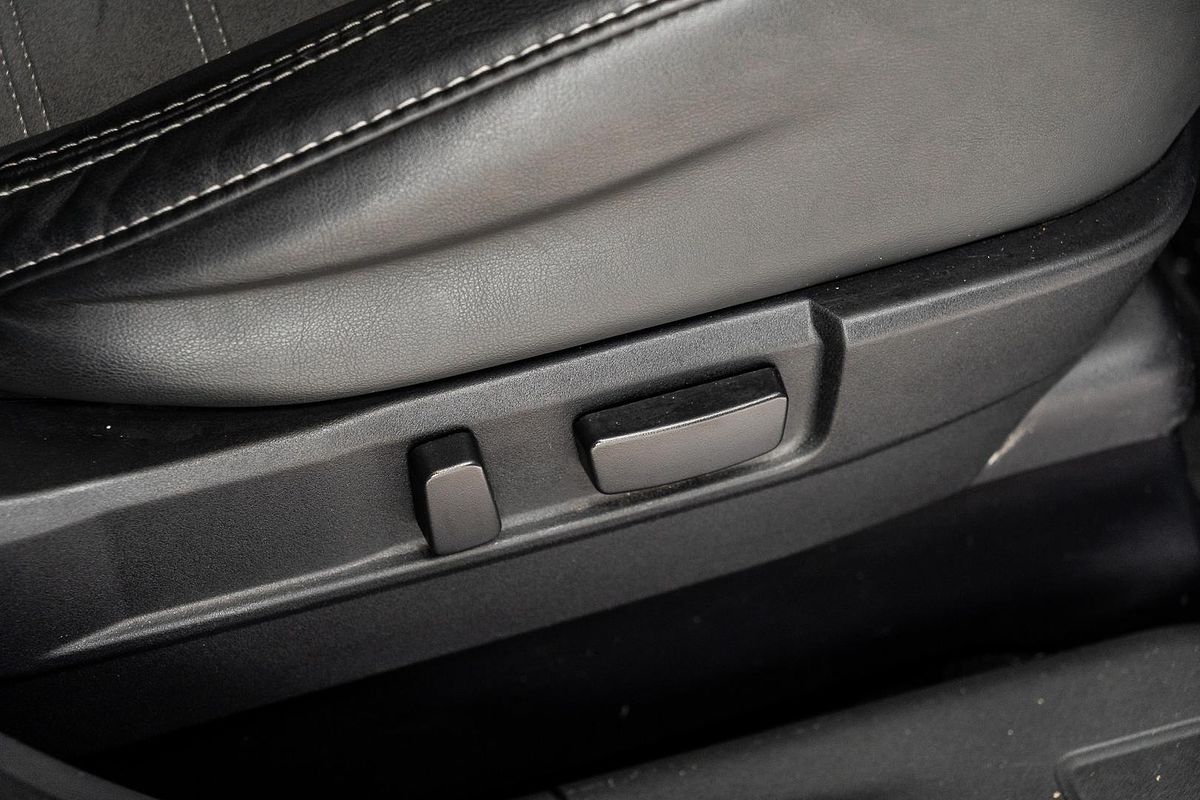 2019 Mitsubishi Outlander PHEV ES ADAS ZL