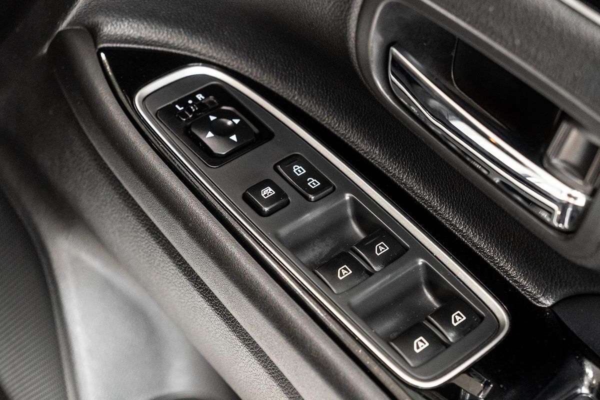 2019 Mitsubishi Outlander PHEV ES ADAS ZL