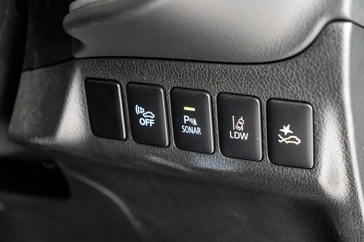 2019 Mitsubishi Outlander PHEV ES ADAS ZL