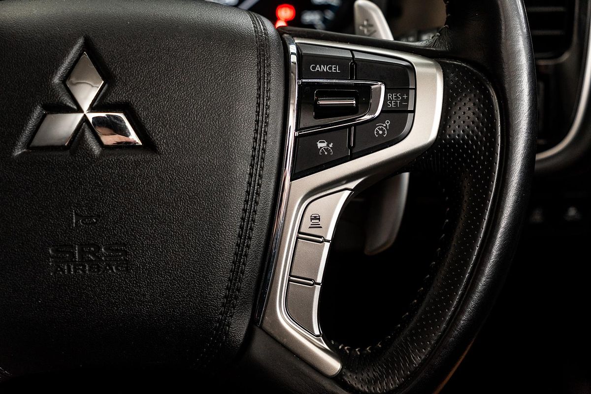 2019 Mitsubishi Outlander PHEV ES ADAS ZL