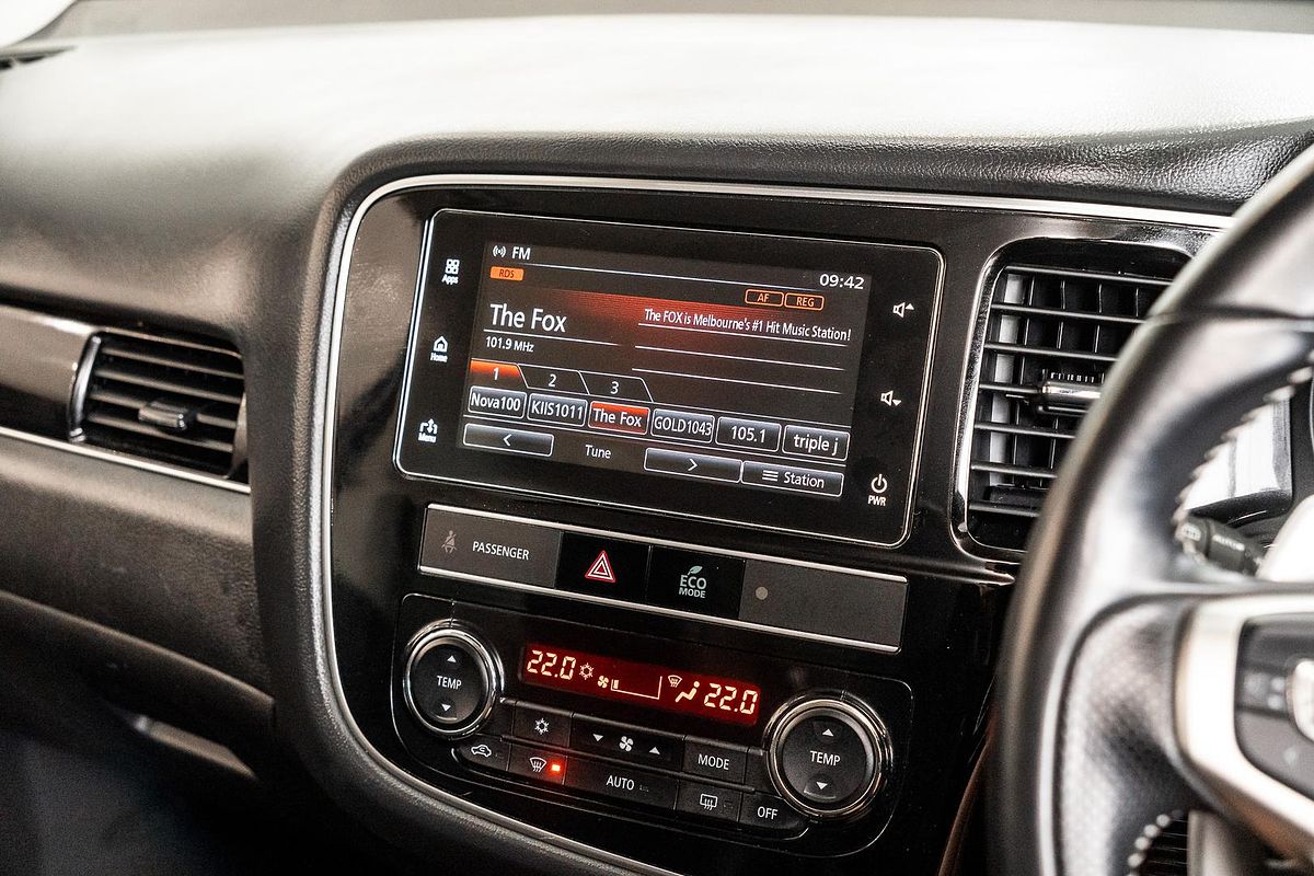 2019 Mitsubishi Outlander PHEV ES ADAS ZL