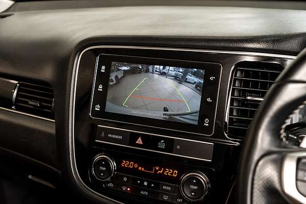 2019 Mitsubishi Outlander PHEV ES ADAS ZL