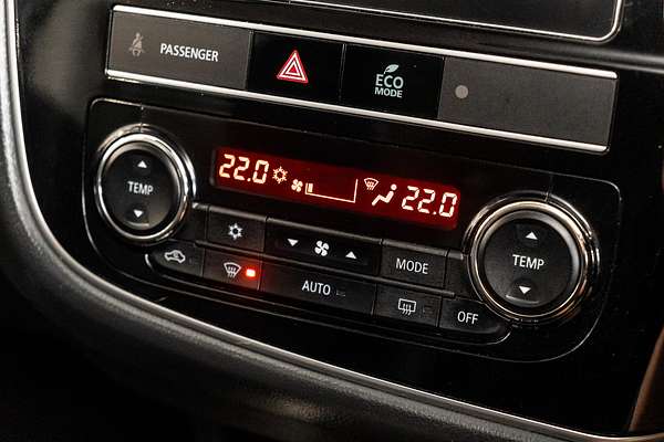 2019 Mitsubishi Outlander PHEV ES ADAS ZL