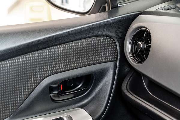 2015 Toyota Yaris Ascent NCP130R