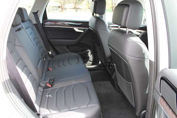 2025 Volkswagen Touareg 170TDI RC