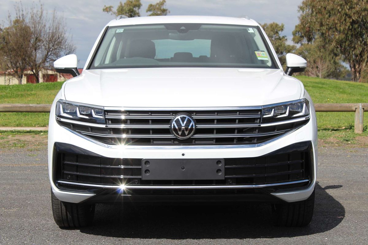 2025 Volkswagen Touareg 170TDI RC