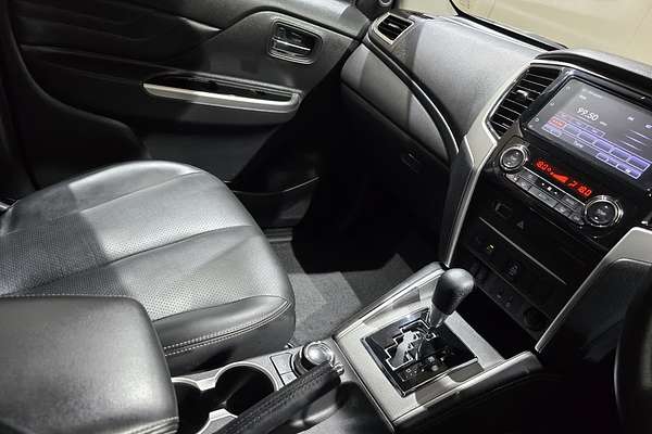 2022 Mitsubishi Triton GSR MR 4X4