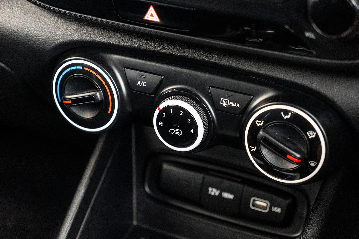 2022 Hyundai Venue Active QX.V4
