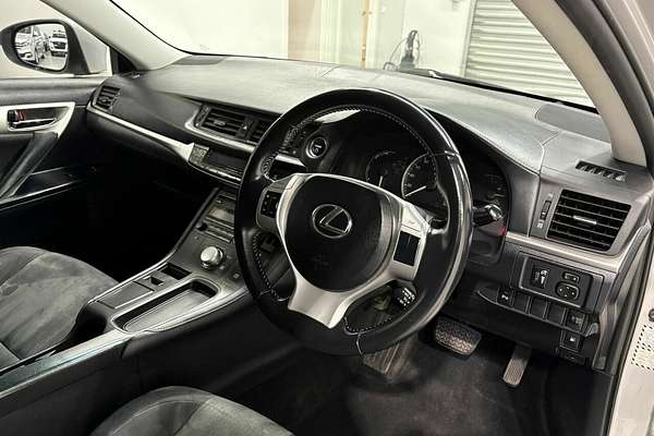 2011 Lexus CT CT200h F Sport ZWA10R