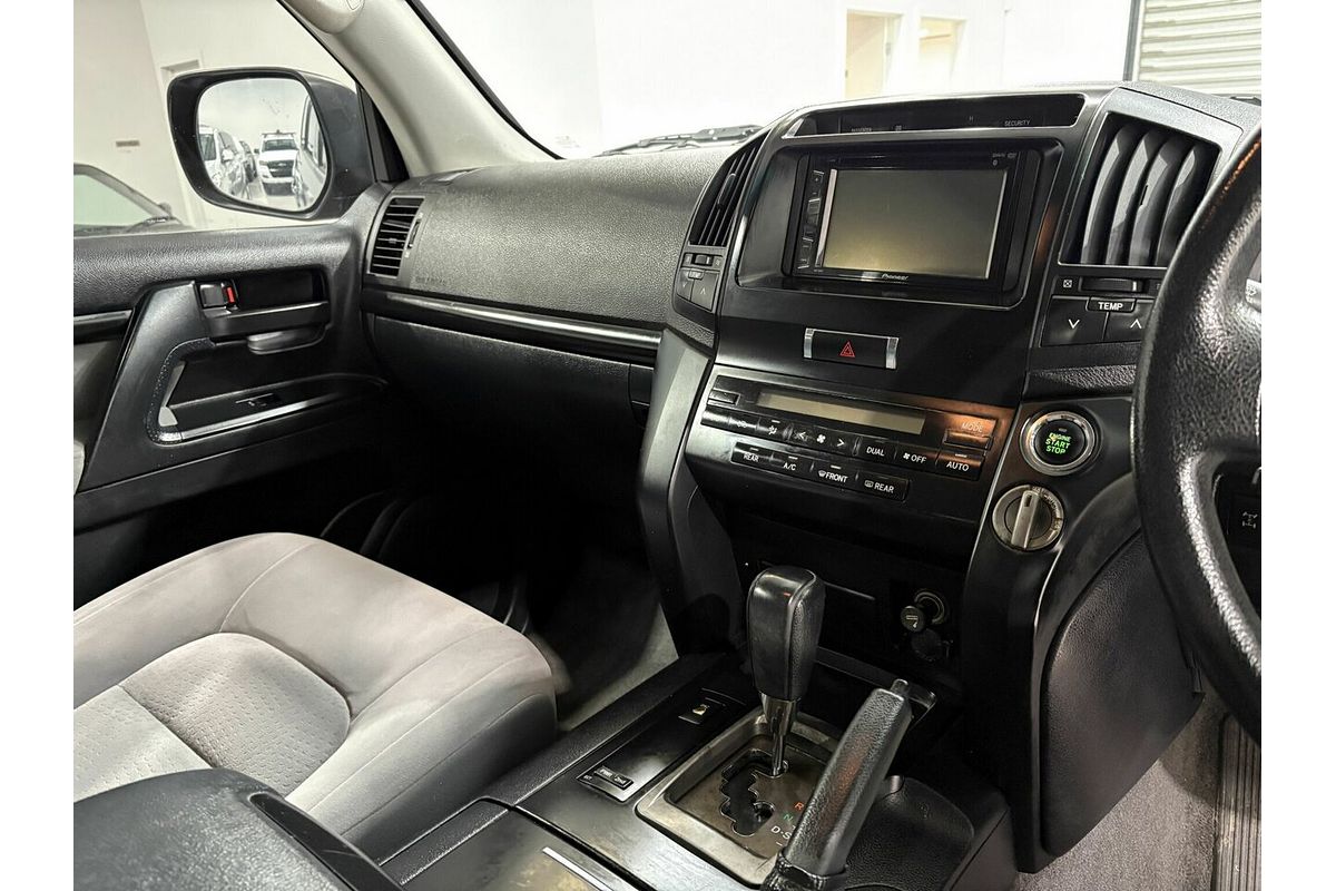 2009 Toyota Landcruiser GXL VDJ200R