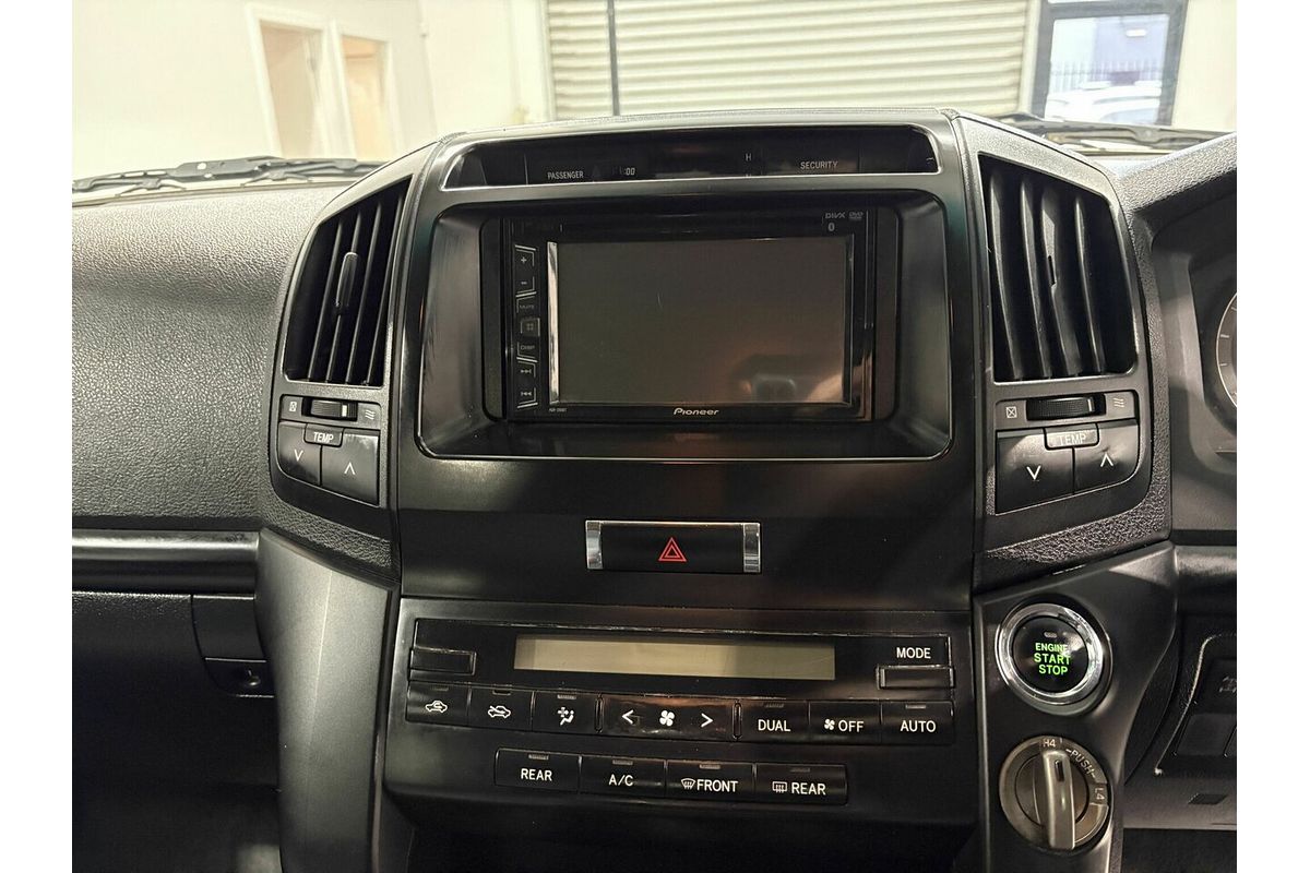 2009 Toyota Landcruiser GXL VDJ200R