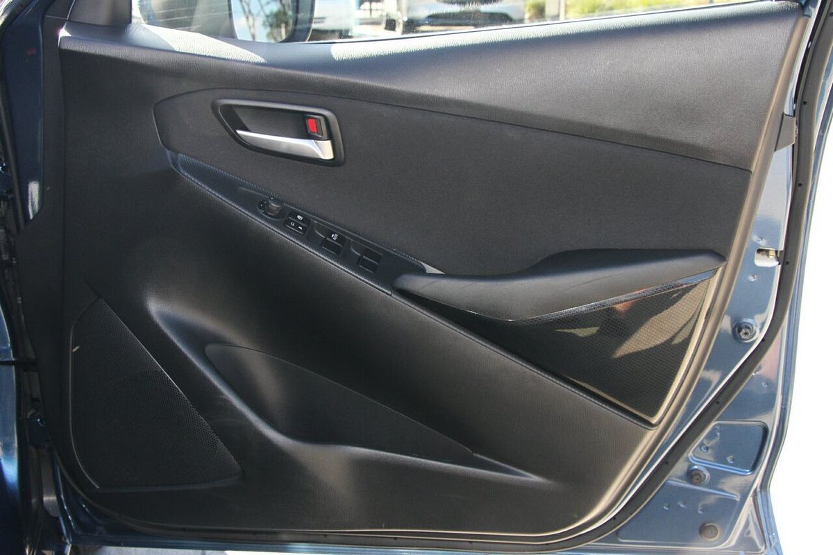 2017 Mazda 2 Maxx DJ Series
