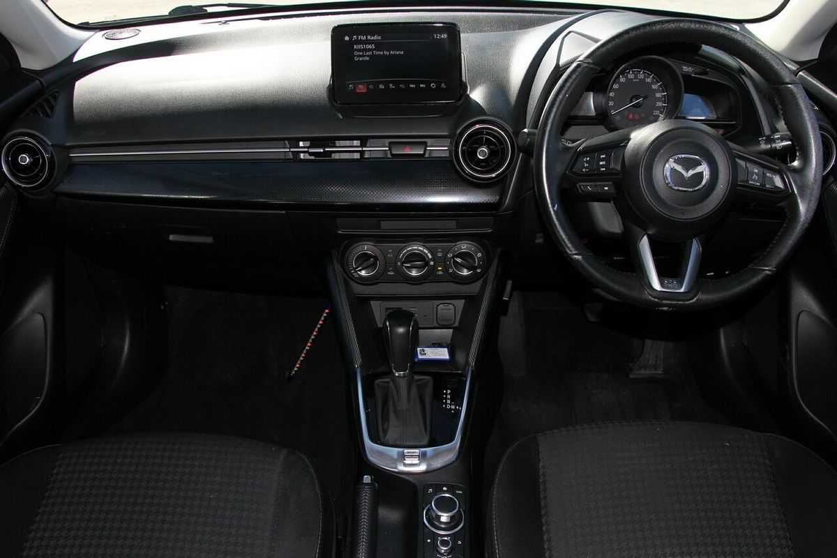 2017 Mazda 2 Maxx DJ Series