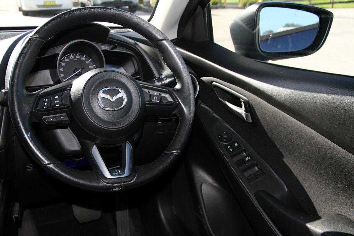 2017 Mazda 2 Maxx DJ Series