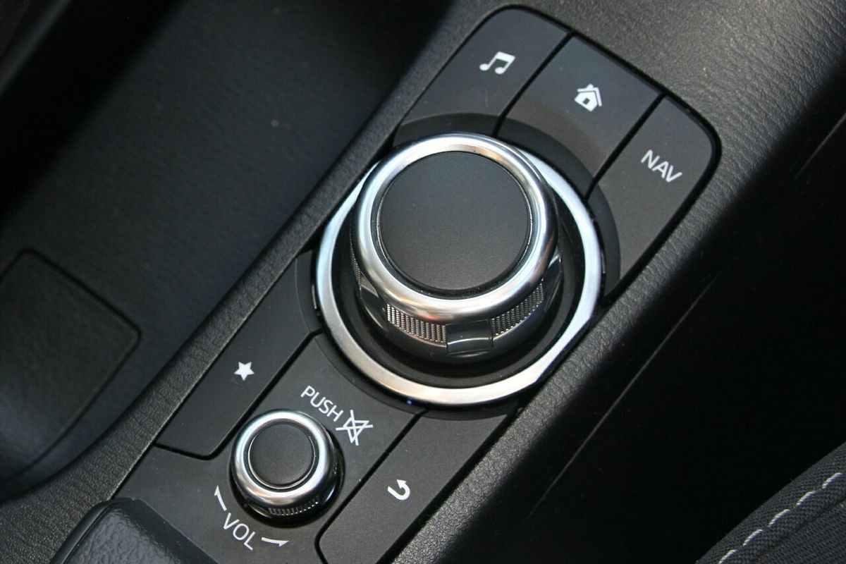 2017 Mazda 2 Maxx DJ Series