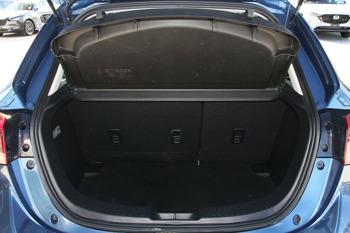 2017 Mazda 2 Maxx DJ Series