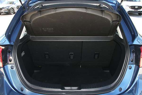2017 Mazda 2 Maxx DJ Series