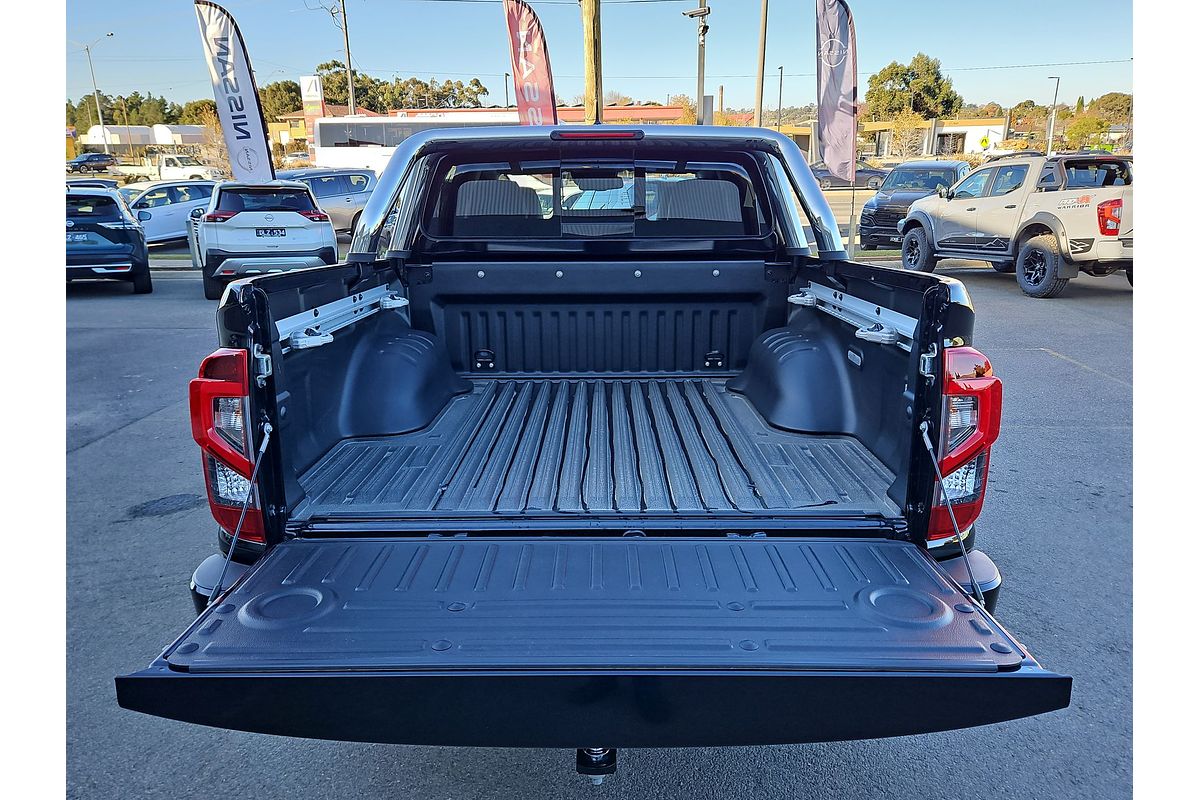 2024 Nissan Navara ST-X D23 4X4